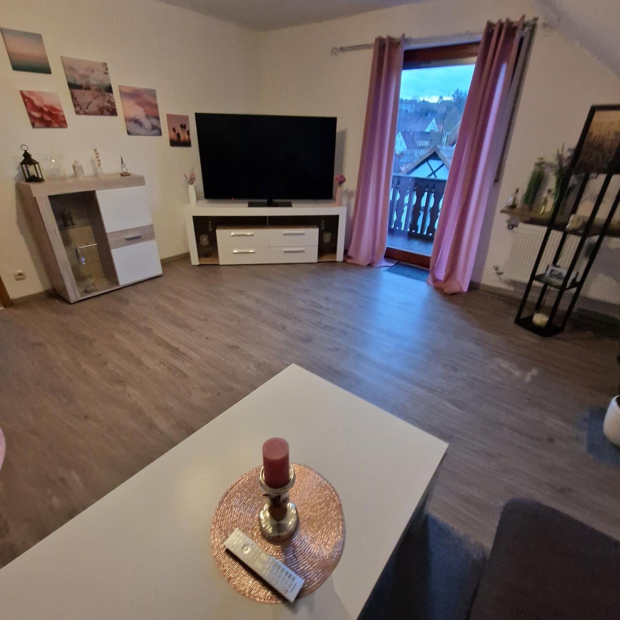 Fraenkisch Wohnen Bei Mela Apartment Litzendorf